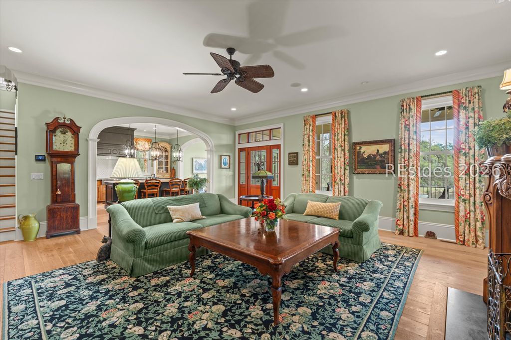 Image 17 of property listing at 34 Oak Pond Psge, Beaufort, SC 29906
