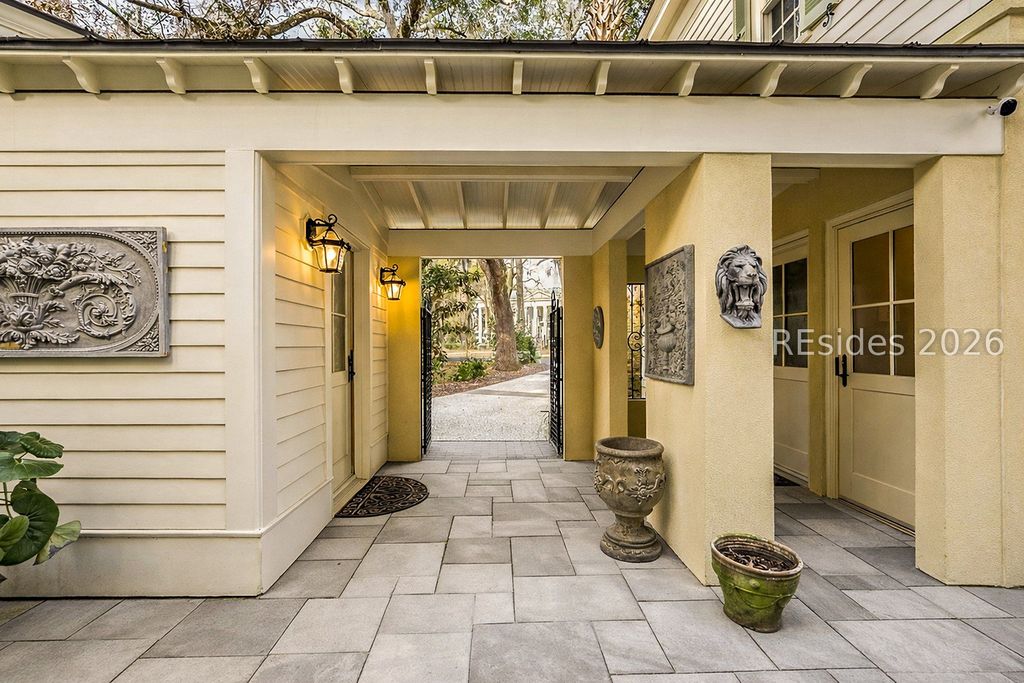 Image 34 of property listing at 34 Oak Pond Psge, Beaufort, SC 29906