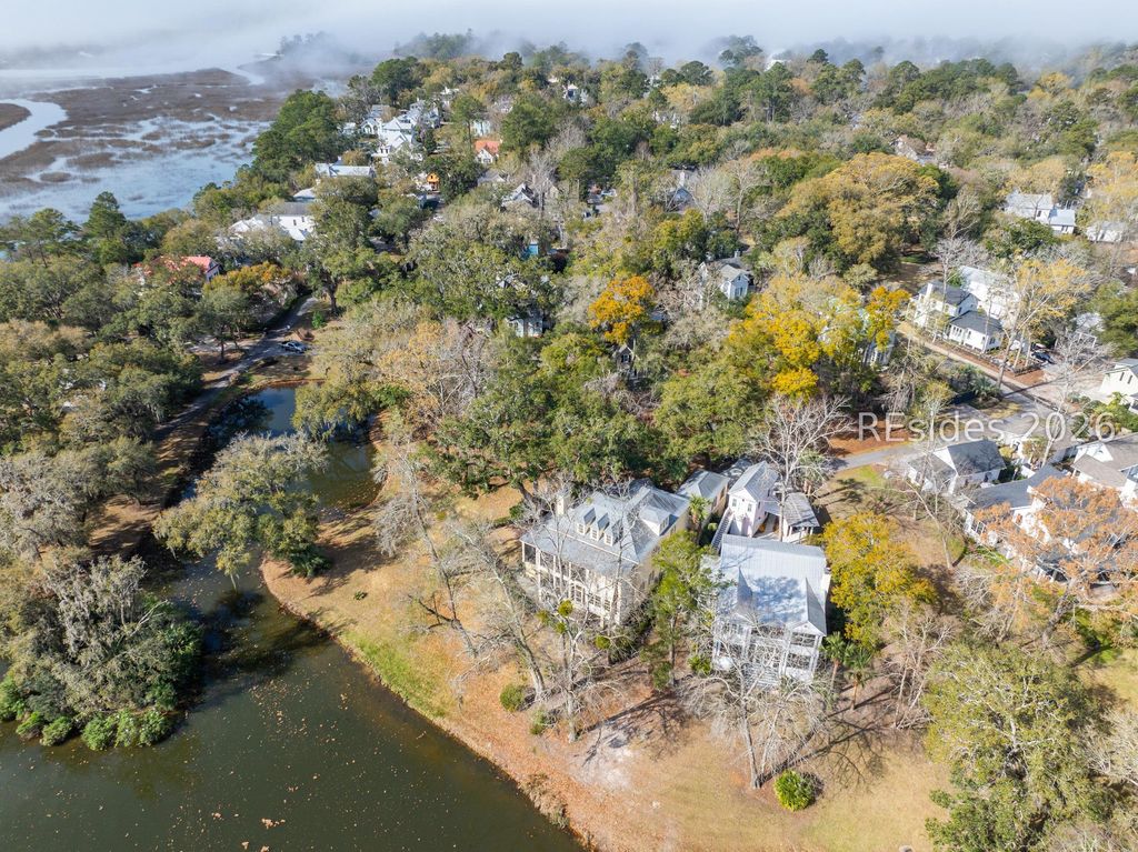 Image 83 of property listing at 34 Oak Pond Psge, Beaufort, SC 29906