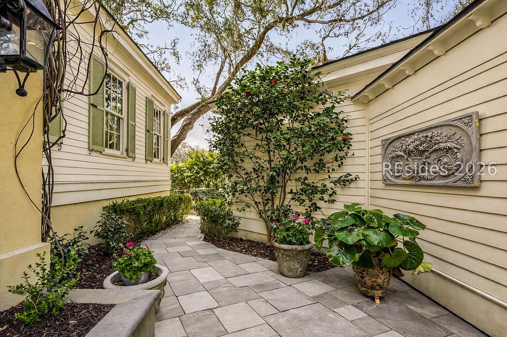 Image 84 of property listing at 34 Oak Pond Psge, Beaufort, SC 29906