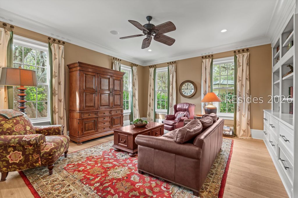Image 9 of property listing at 34 Oak Pond Psge, Beaufort, SC 29906