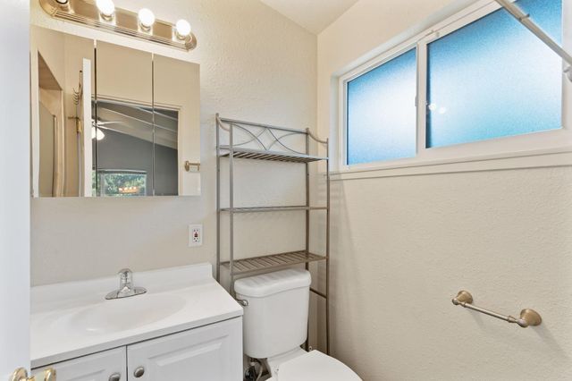 6404 La Cienega Drive, North Highlands, CA 95660
