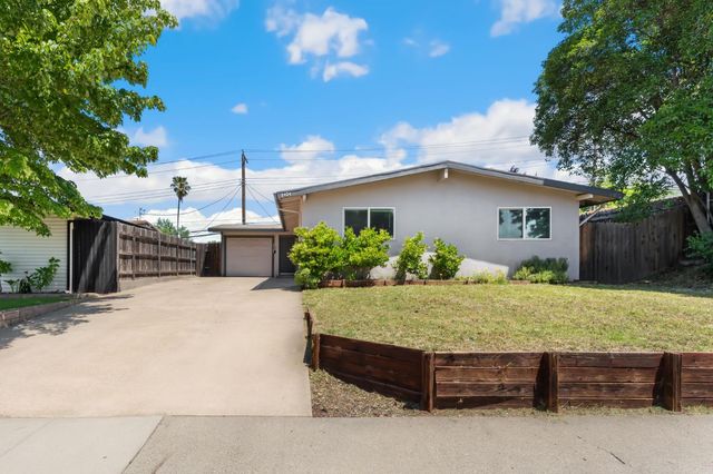 6404 La Cienega Drive, North Highlands, CA 95660