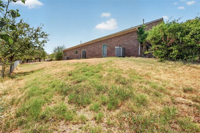 9280 Jasper Drive, Jones, OK 73049
