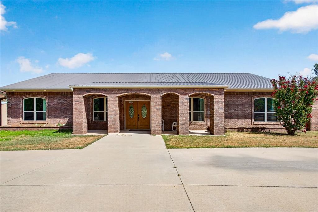 9280 Jasper Drive, Jones, OK 73049