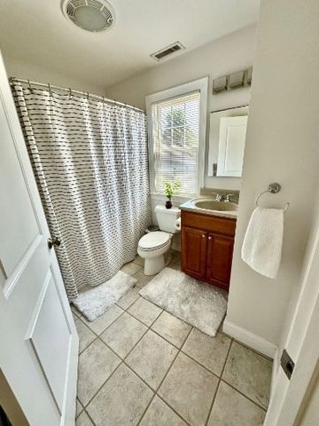 26 Floyd Street 5, Waltham, MA 02453