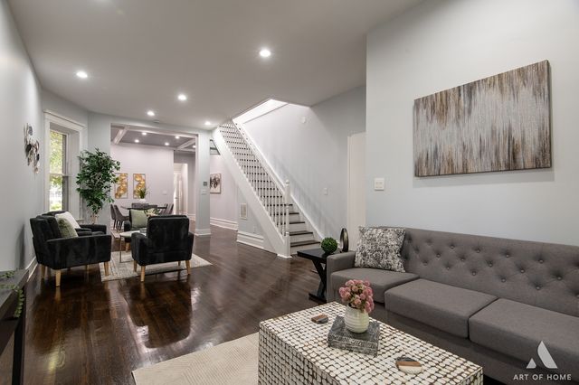 4937 S Prairie Avenue, Chicago, IL 60615