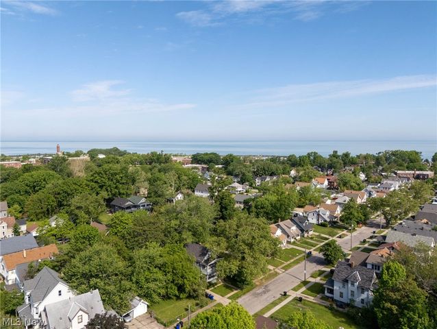 14713 Westropp Avenue, Cleveland, OH 44110