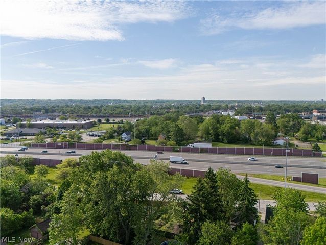 14713 Westropp Avenue, Cleveland, OH 44110