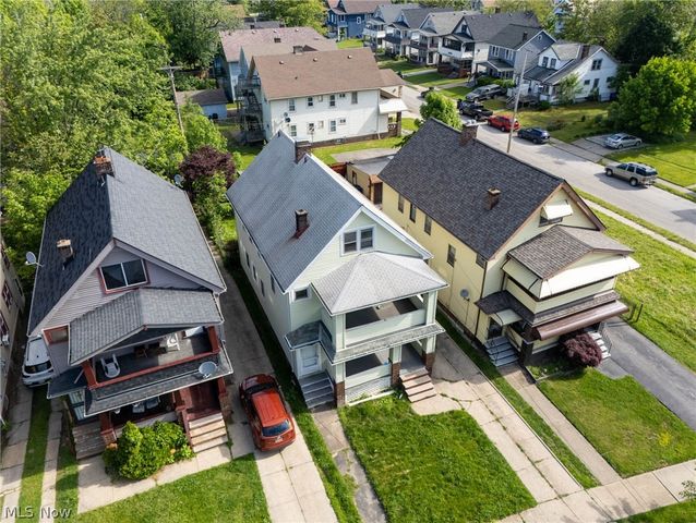 14713 Westropp Avenue, Cleveland, OH 44110