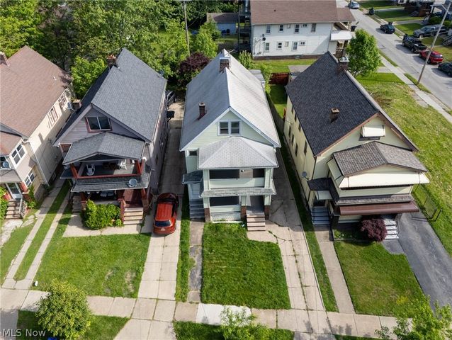 14713 Westropp Avenue, Cleveland, OH 44110