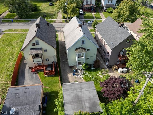 14713 Westropp Avenue, Cleveland, OH 44110