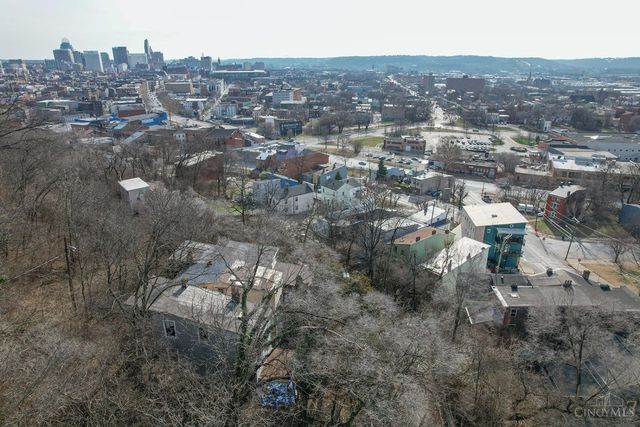 2123 Renner Place, Cincinnati, OH 45214