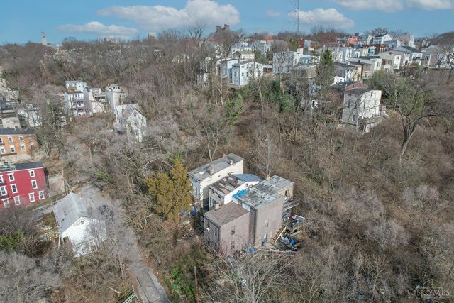 2123 Renner Place, Cincinnati, OH 45214