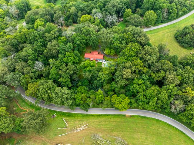 88 Norwood Creek Rd, Winchester, TN 37398