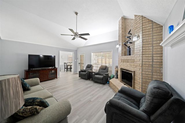 19837 S Plantation Estates Drive, Porter, TX 77365