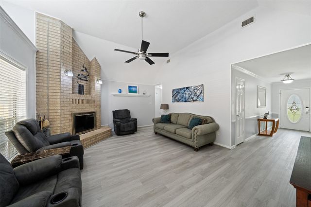 19837 S Plantation Estates Drive, Porter, TX 77365