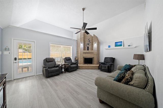 19837 S Plantation Estates Drive, Porter, TX 77365