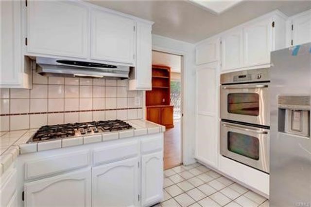 12022 Falcon Crest Way, Porter Ranch, CA 91326