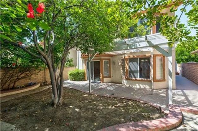 12022 Falcon Crest Way, Porter Ranch, CA 91326