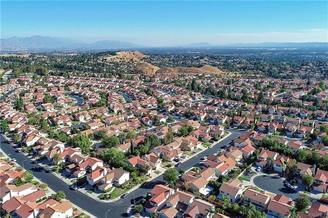 12022 Falcon Crest Way, Porter Ranch, CA 91326