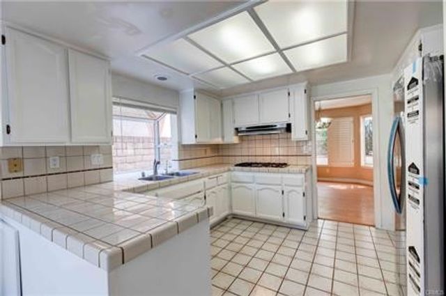 12022 Falcon Crest Way, Porter Ranch, CA 91326