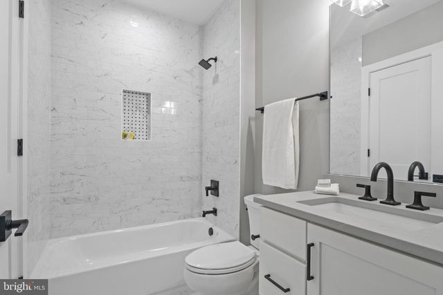 5912 KINGSWOOD RD, Bethesda, MD 20814