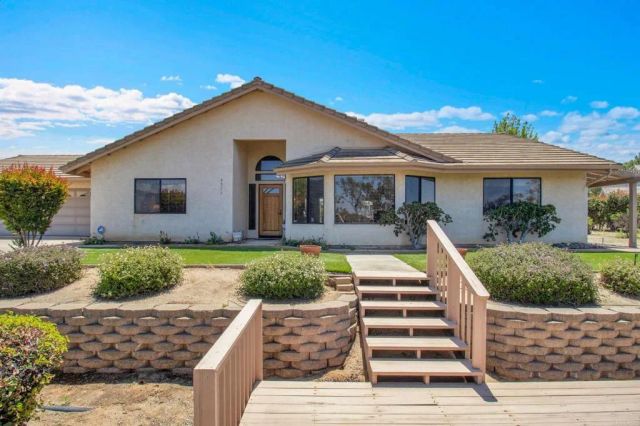 2577 Starkey Way, Alpine, CA 91901