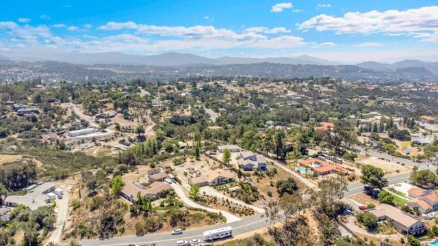 2577 Starkey Way, Alpine, CA 91901
