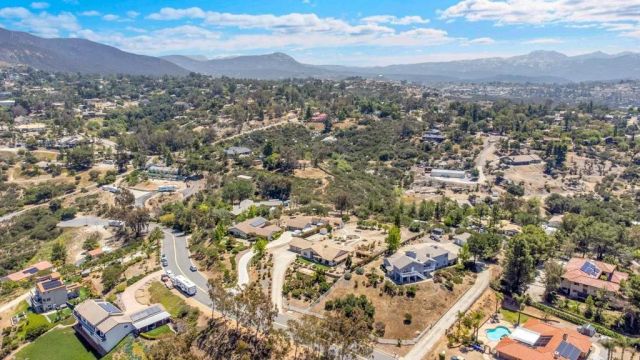 2577 Starkey Way, Alpine, CA 91901