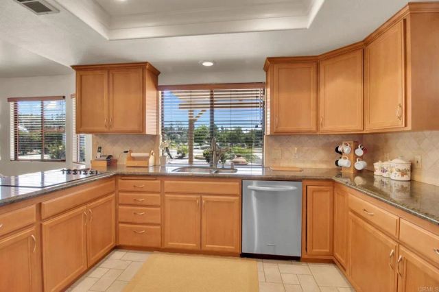 2577 Starkey Way, Alpine, CA 91901