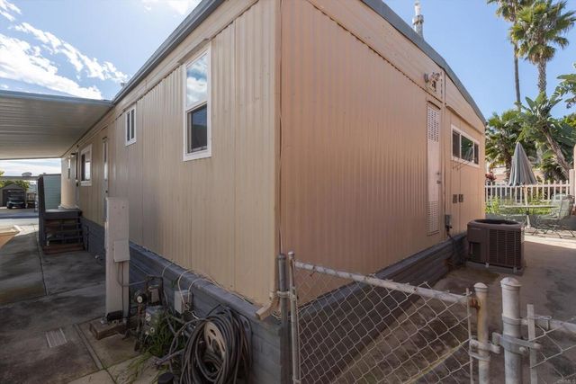 101 Havenview Lane 101, Oceanside, CA 92056