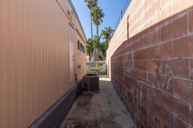 101 Havenview Lane 101, Oceanside, CA 92056