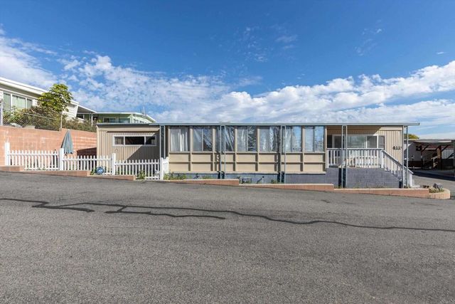 101 Havenview Lane 101, Oceanside, CA 92056