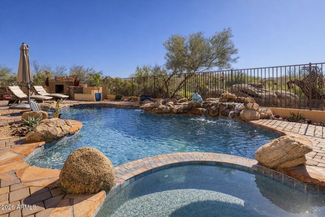 8469 E Nightingale Star Drive, Scottsdale, AZ 85266