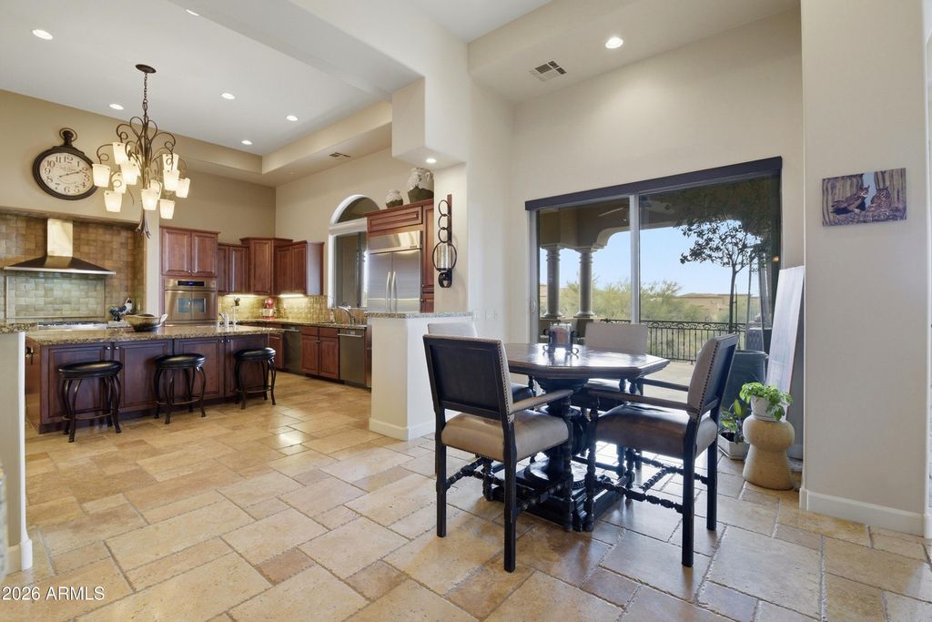 Image 17 of property listing at 8469 E Nightingale Star Drive, Scottsdale, AZ 85266