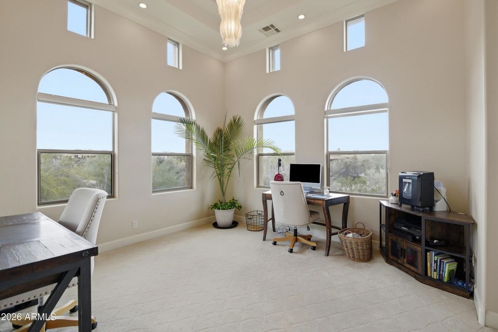 Image 28 of property listing at 8469 E Nightingale Star Drive, Scottsdale, AZ 85266