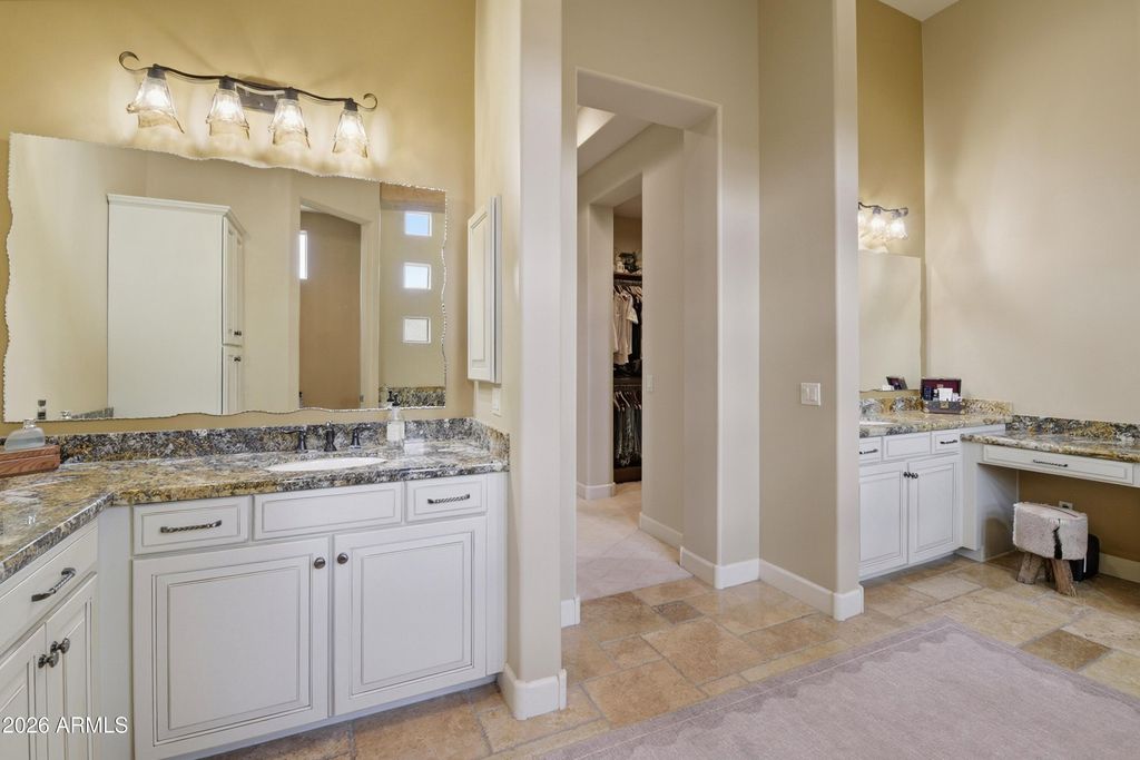 Image 31 of property listing at 8469 E Nightingale Star Drive, Scottsdale, AZ 85266