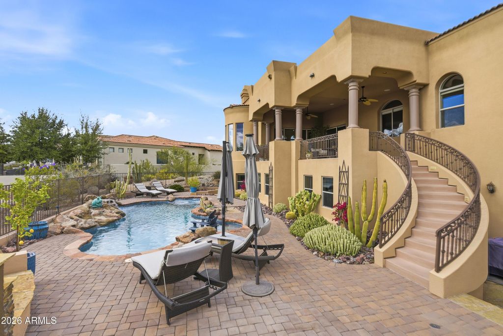 Image 5 of property listing at 8469 E Nightingale Star Drive, Scottsdale, AZ 85266