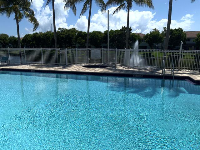 3425 Sonoma Drive 3425, Riviera Beach, FL 33404