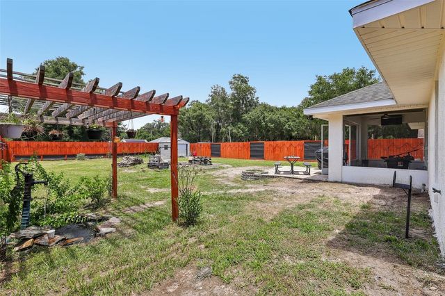 6401 E WARM SPRINGS AVENUE, Coleman, FL 33521