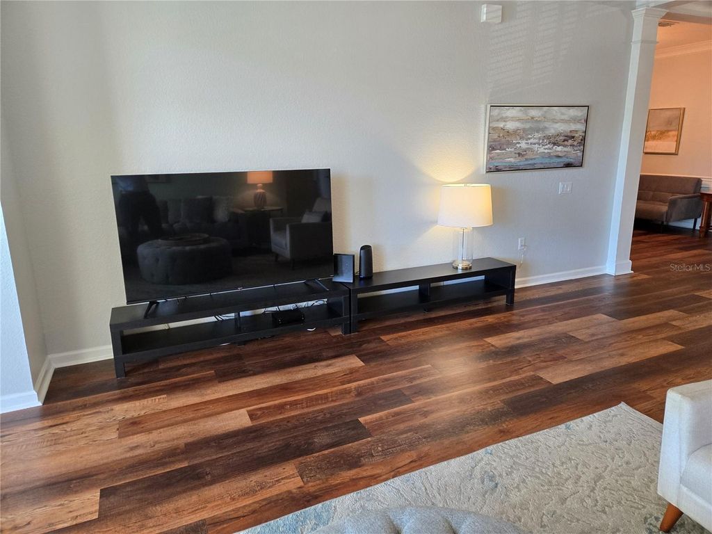 Image 15 of property listing at 5049 SHOREWAY LOOP 30101, Orlando, FL 32819