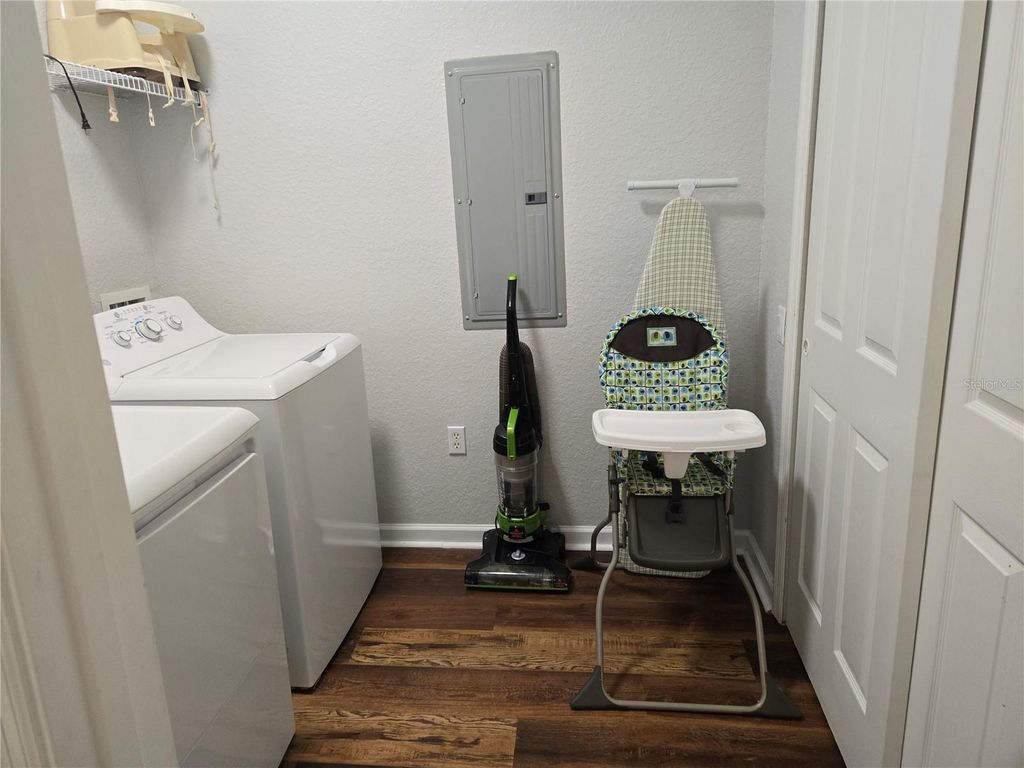 Image 34 of property listing at 5049 SHOREWAY LOOP 30101, Orlando, FL 32819