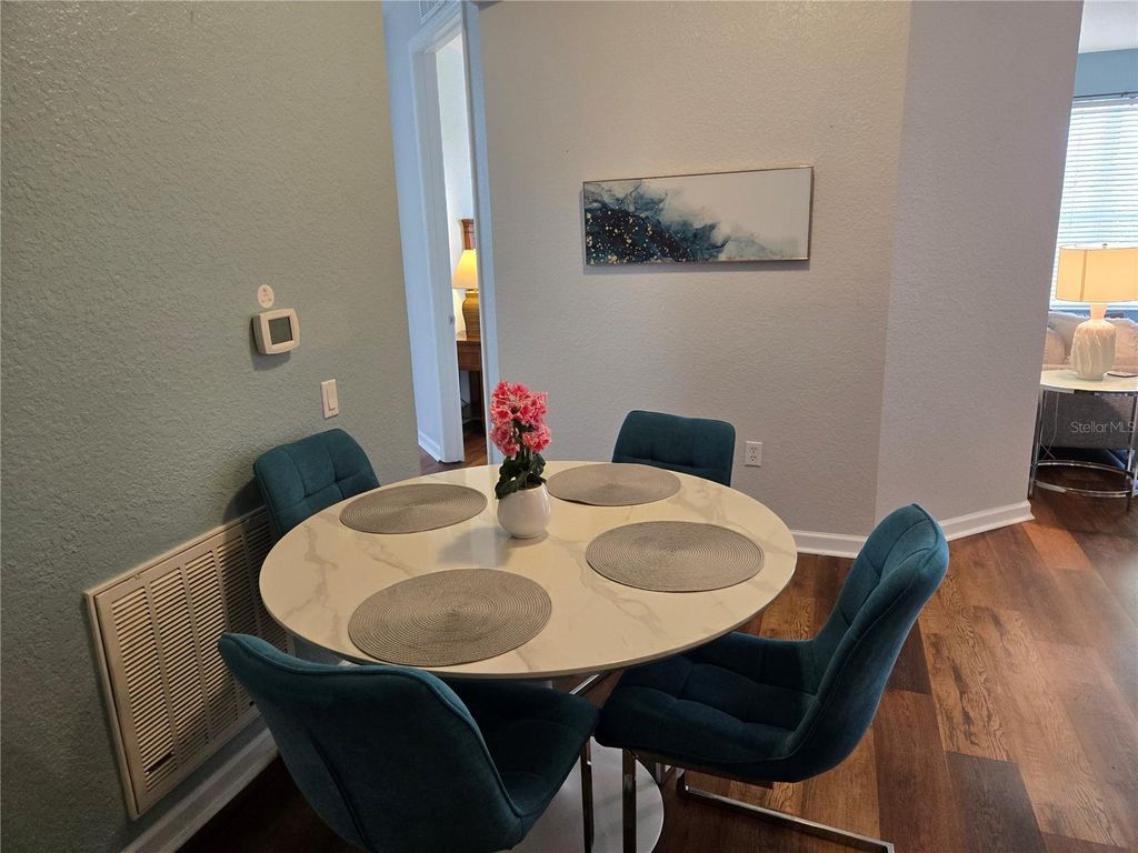 Image 35 of property listing at 5049 SHOREWAY LOOP 30101, Orlando, FL 32819