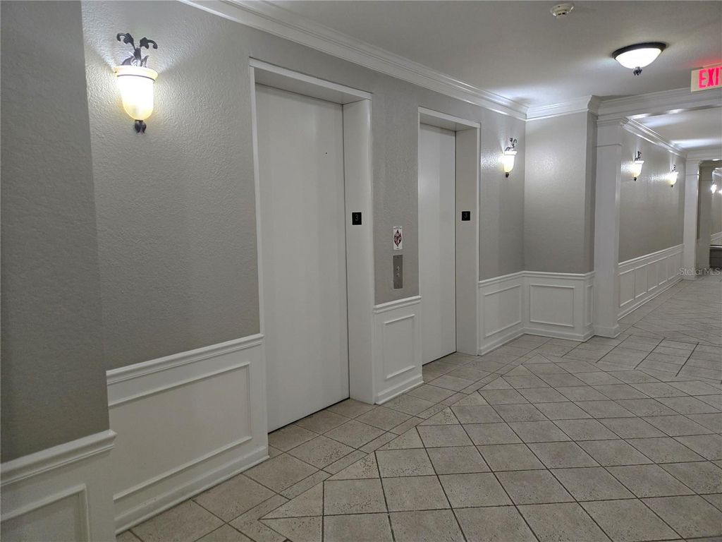 Image 40 of property listing at 5049 SHOREWAY LOOP 30101, Orlando, FL 32819