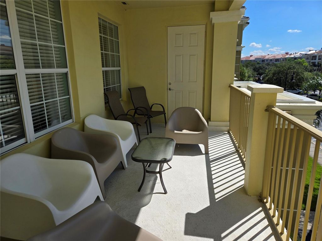 Image 45 of property listing at 5049 SHOREWAY LOOP 30101, Orlando, FL 32819