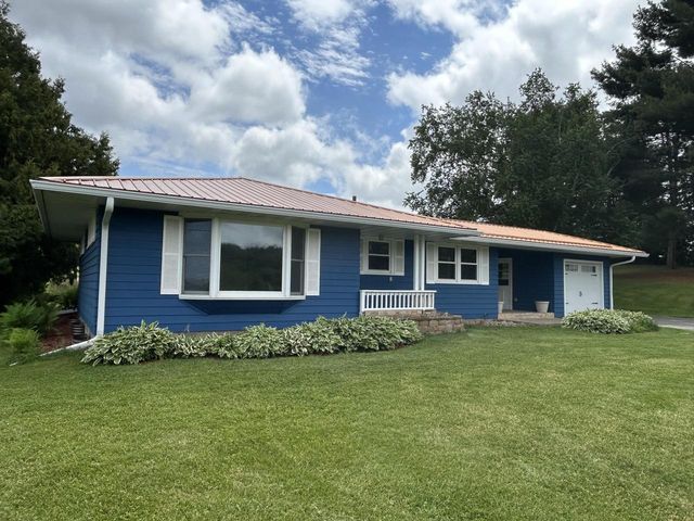 N8158 County Road C, Mindoro, WI 54644