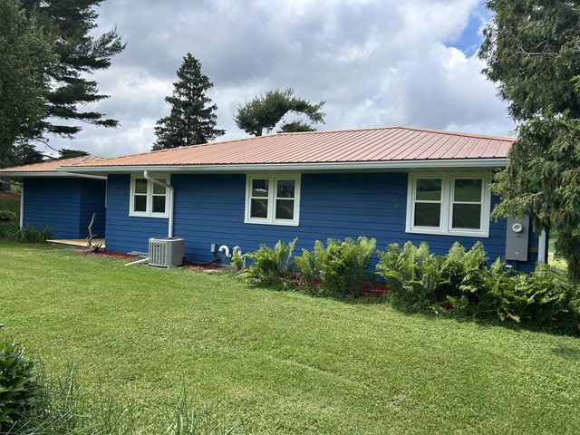 N8158 County Road C, Mindoro, WI 54644