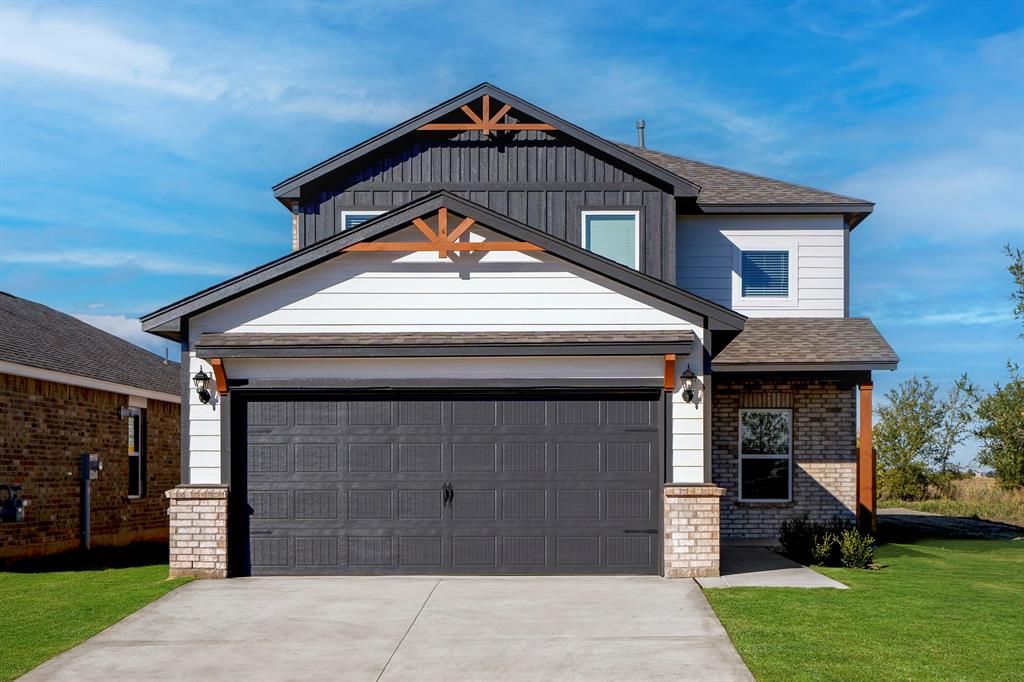 12720 Carrara Lane, Yukon, OK 73099