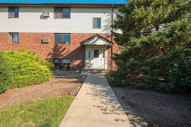 47 Juniper Rd F9, North Attleboro, MA 02760